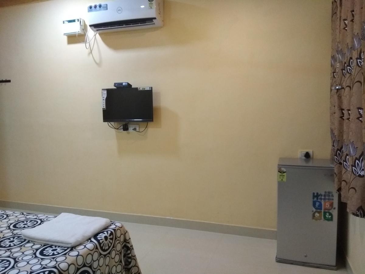 Hayden Guest House Calangute Bagian luar foto