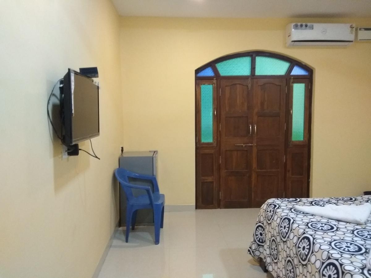 Hayden Guest House Calangute Bagian luar foto