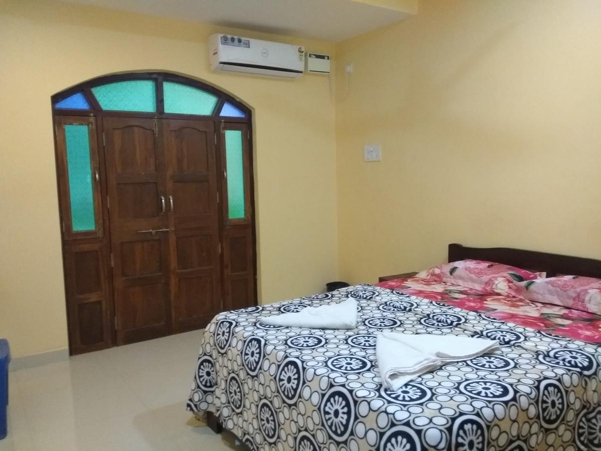 Hayden Guest House Calangute Bagian luar foto